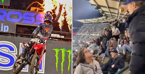 supercross flasher|Supercross Flasher Says She Got Death Threats After。